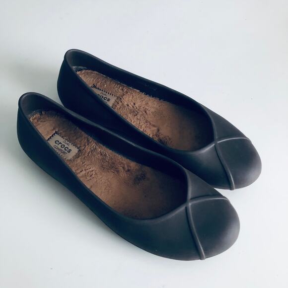 Crocs 'Olivia II' Women's 10 Fur Lined Comfort Flat Brown Slip On Shoe - Picture 9 of 9